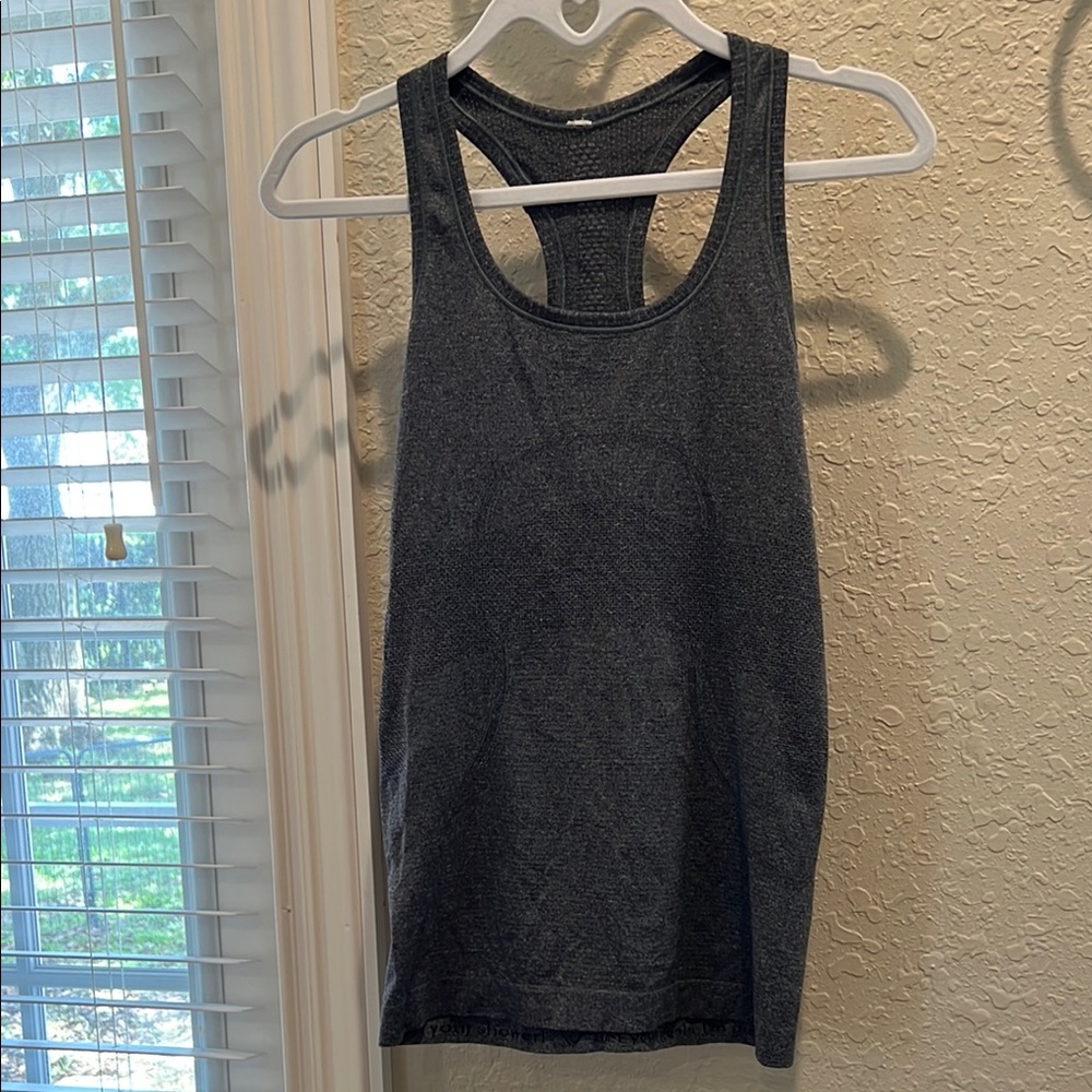 Lululemon Athletica Gray Sleeveless Tank Top Sz small
